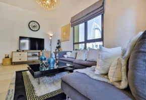 Luxurious 2BR with Maid's Room Apartment in Lamtara 3, Madinat Jumeirah Living - Allsopp & Allsopp
